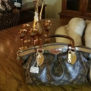 Louis Vuitton Tivoli